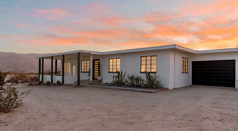 Photo of Desert Muse