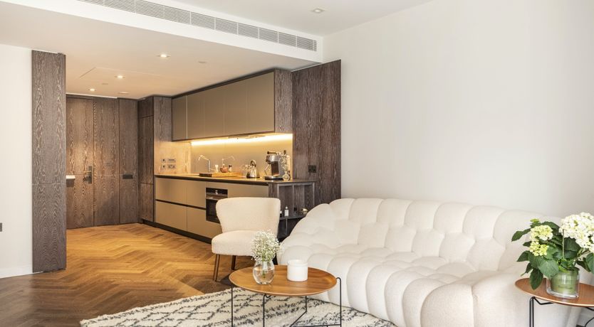 Photo of London Blue