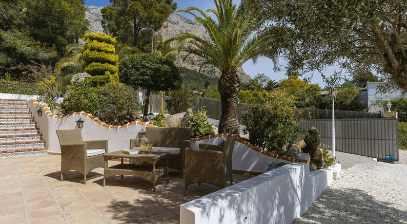 Photo of Shade of the Sun