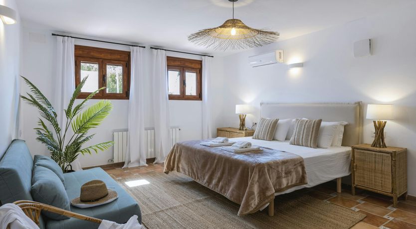 Photo of Shade of the Sun