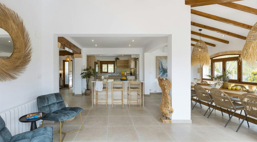 Photo of Shade of the Sun