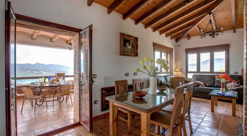 Photo of The Wicker Box