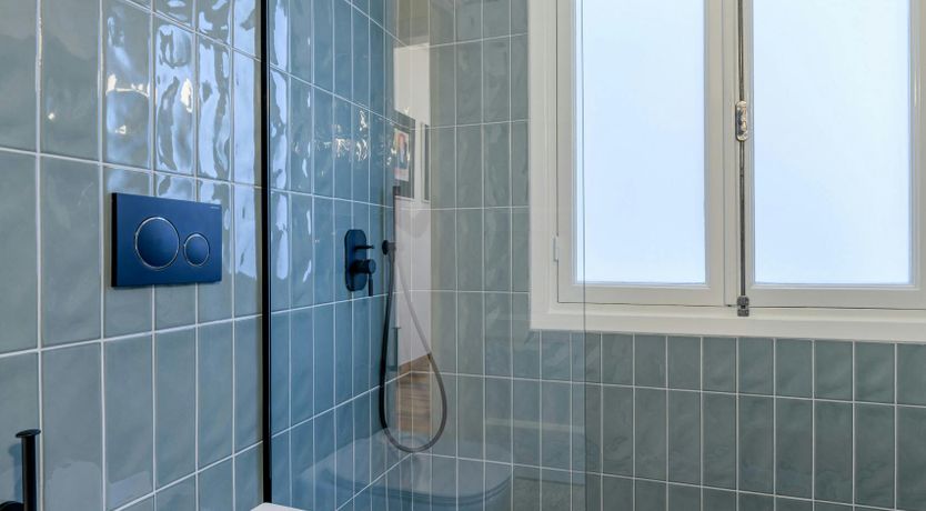 Photo of The Greek Light