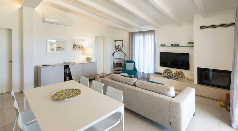 Photo of The Shoreline