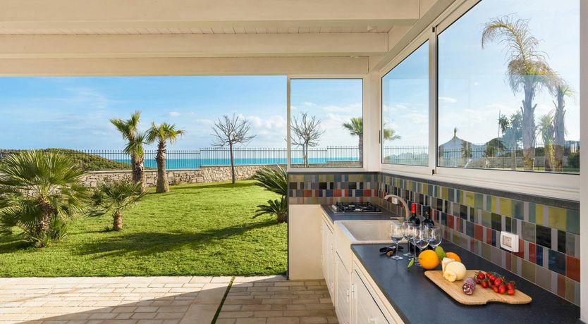 Photo of The Shoreline