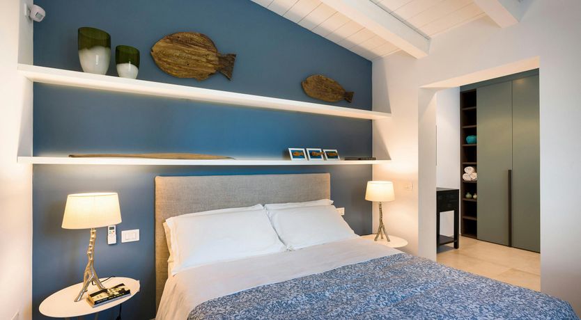 Photo of The Shoreline