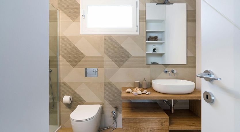 Photo of The Shoreline