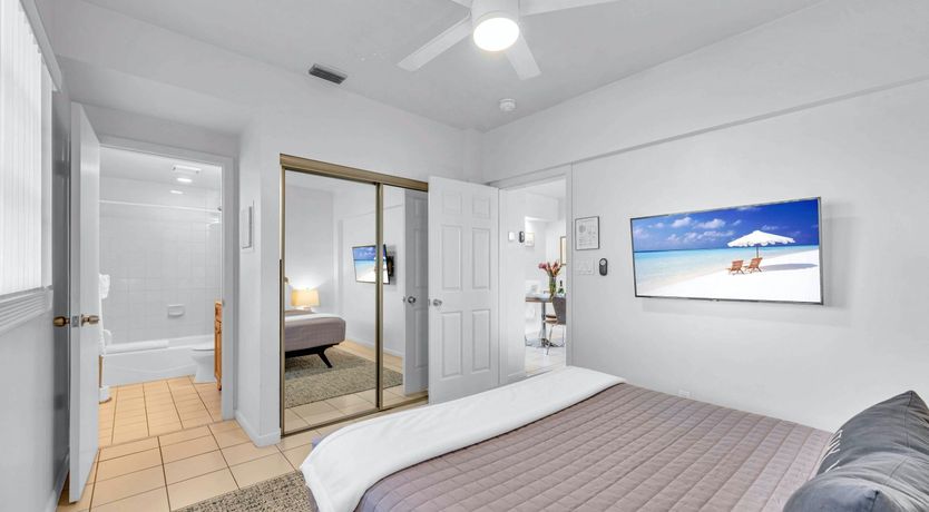 Photo of The Surf's Horizon