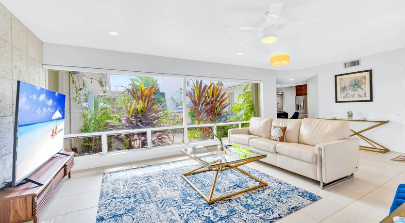 Photo of The Surf's Horizon