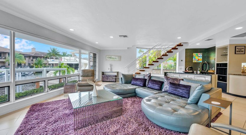 Photo of The Surf's Horizon