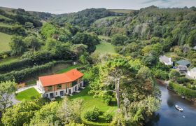 Photo of wildflower-lodge