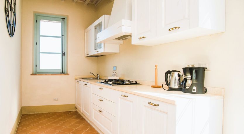 Photo of Pops of Flowers