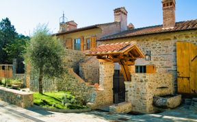 Photo of Tuscan Casa