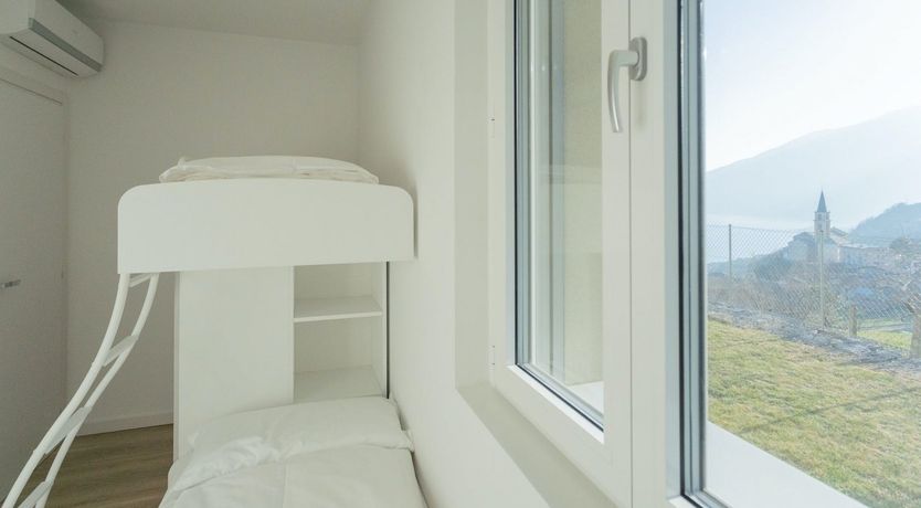 Photo of Dreaming In The Hills