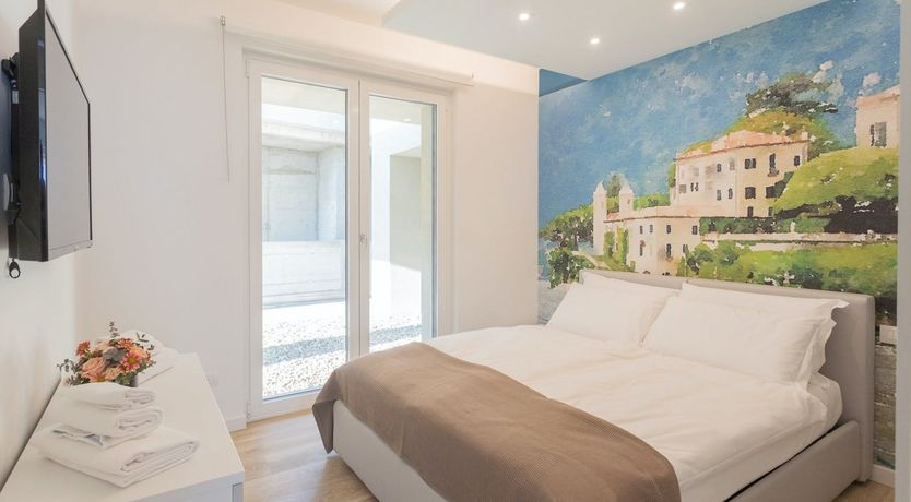 Photo of Dreaming In The Hills