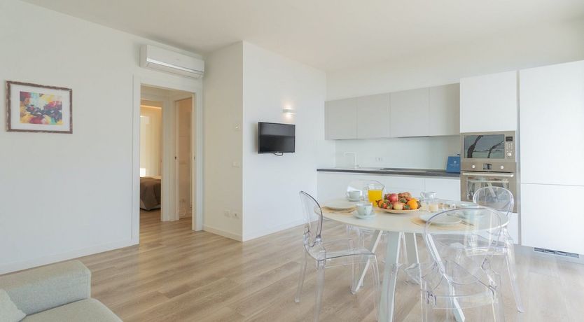 Photo of Dreaming In The Hills