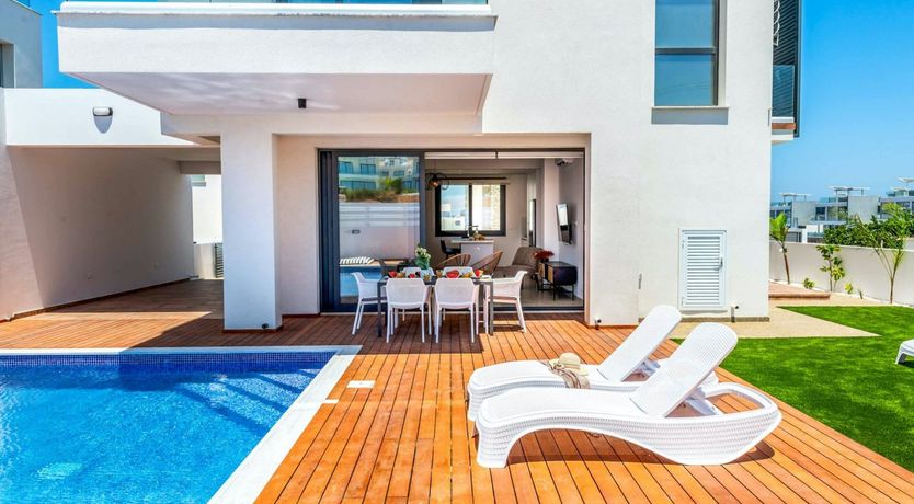 Photo of The Apollo's Retreat