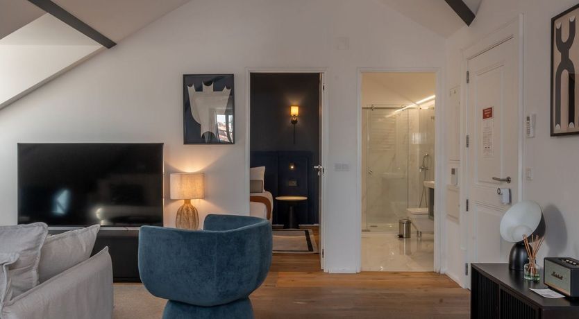 Photo of Black & White Dream