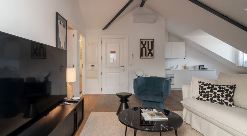 Photo of Black & White Dream