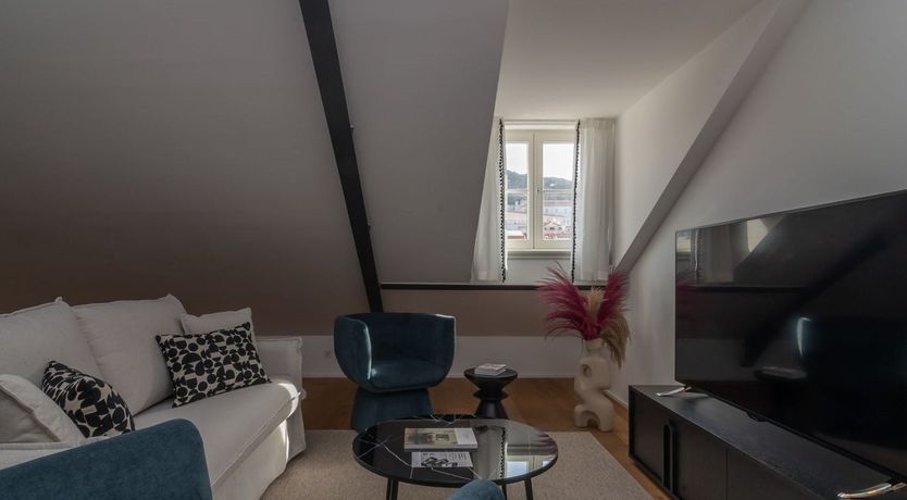 Photo of Black & White Dream