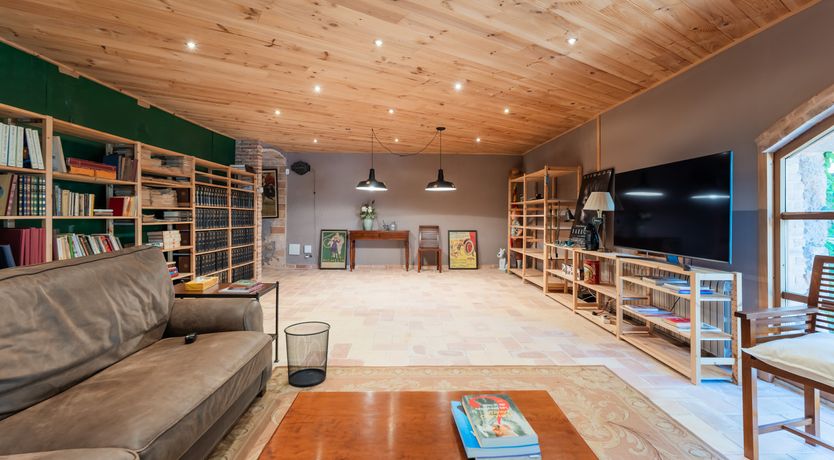 Photo of On the Montserrat