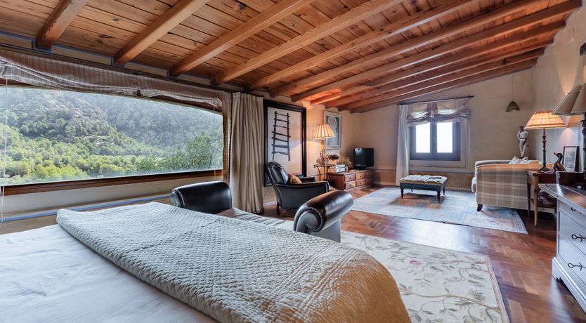 Photo of On the Montserrat