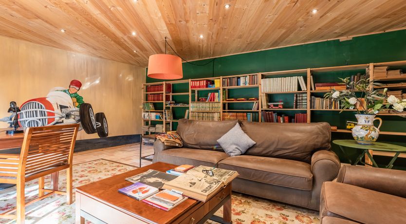 Photo of On the Montserrat