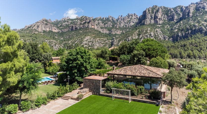 Photo of On the Montserrat