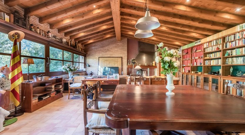 Photo of On the Montserrat