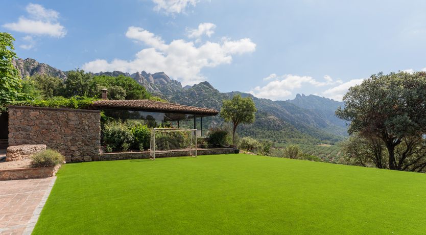 Photo of On the Montserrat