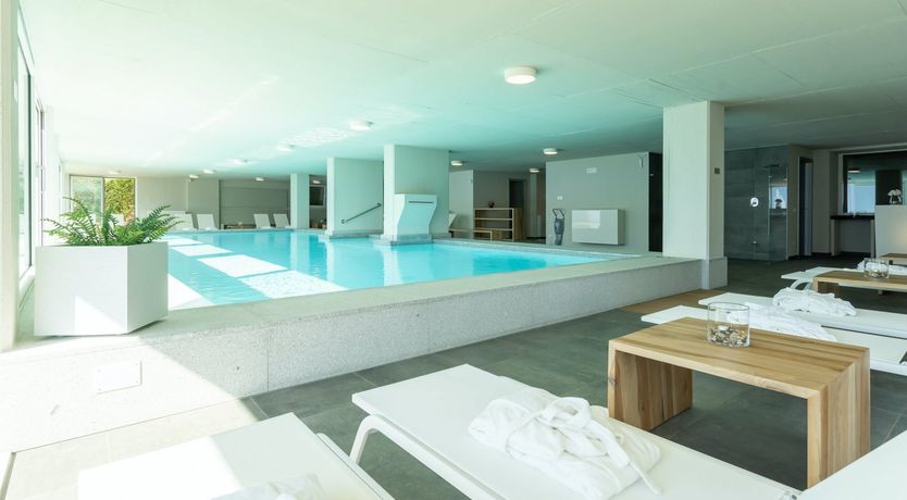 Photo of Waves Hit The Shore