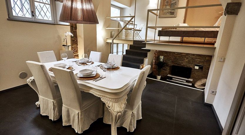 Photo of The King of Glass