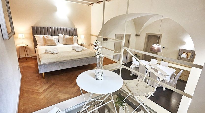 Photo of The King of Glass