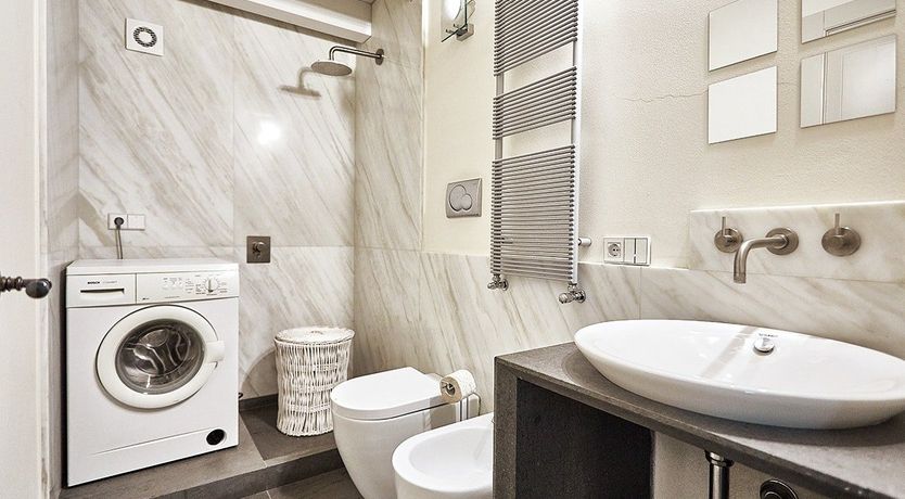 Photo of The King of Glass