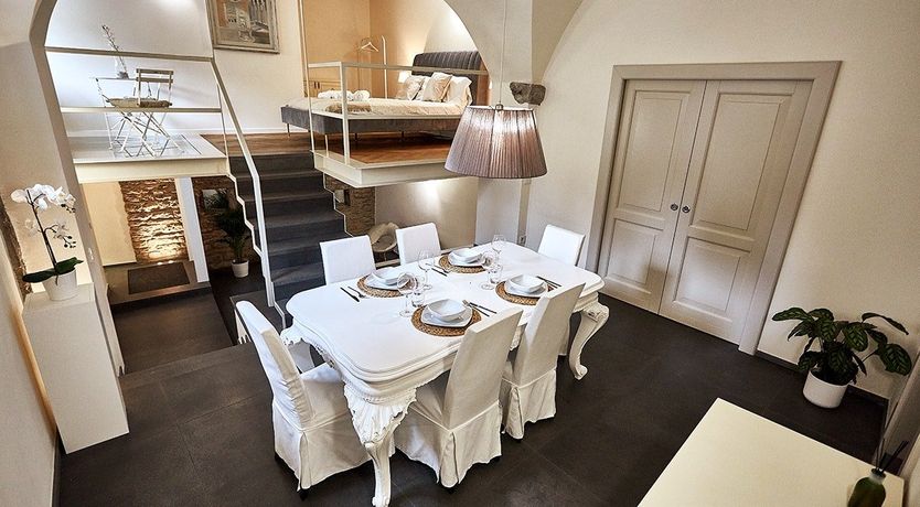 Photo of The King of Glass