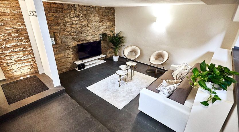 Photo of The King of Glass