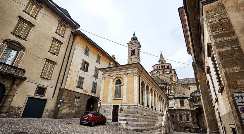 Photo of The King of Glass