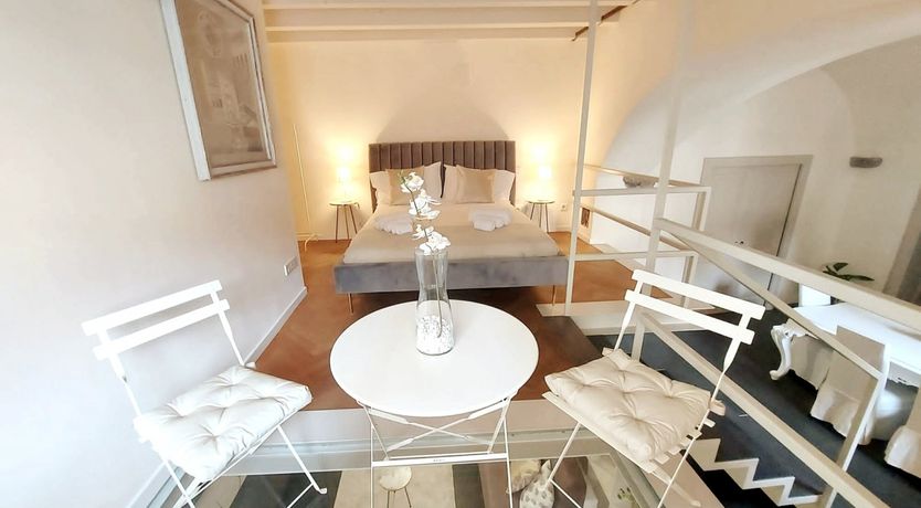 Photo of The King of Glass