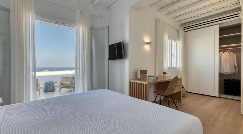 Photo of The Golden Paradise