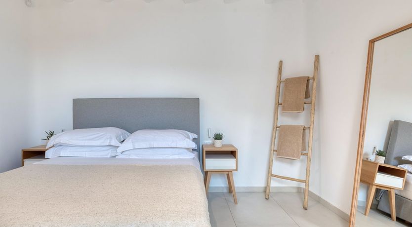 Photo of The Golden Paradise