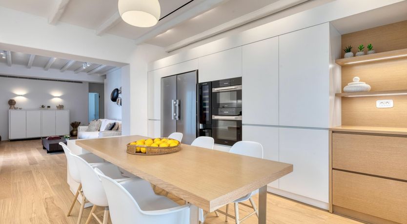 Photo of The Golden Paradise