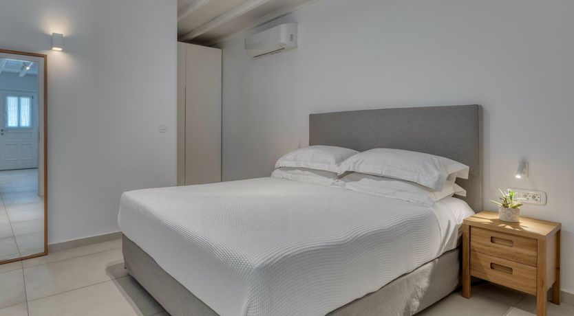 Photo of The Golden Paradise