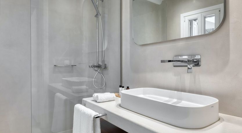 Photo of The Golden Paradise