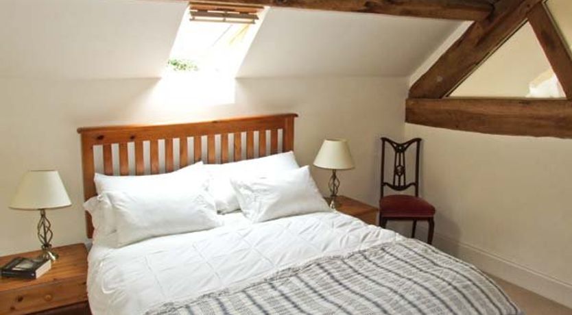 Photo of The Lodge Farm Barn