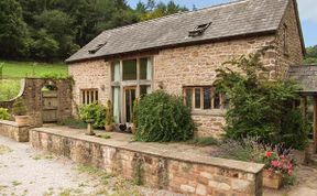 Photo of The Lodge Farm Barn