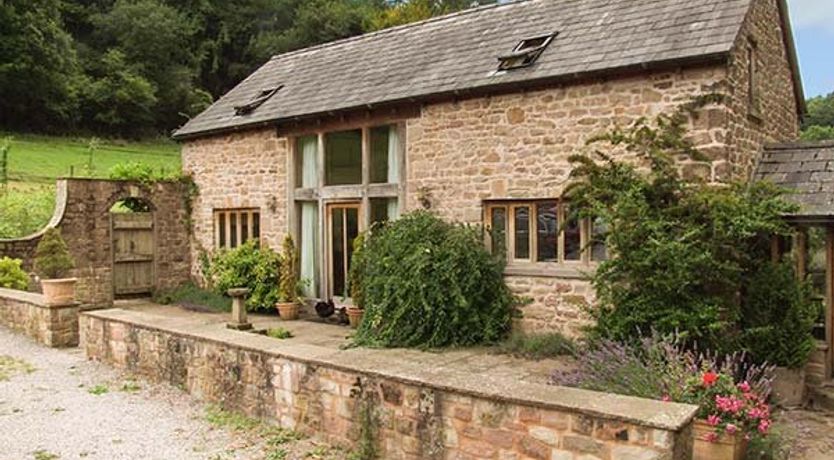 Photo of The Lodge Farm Barn