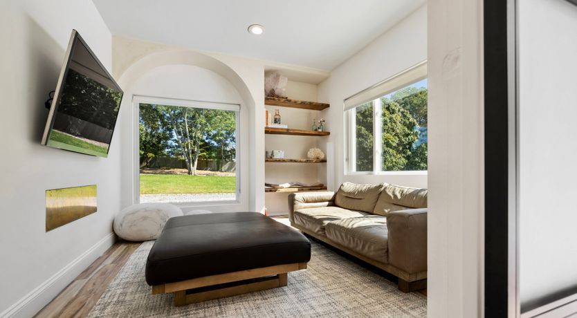 Photo of The Little Sparrow