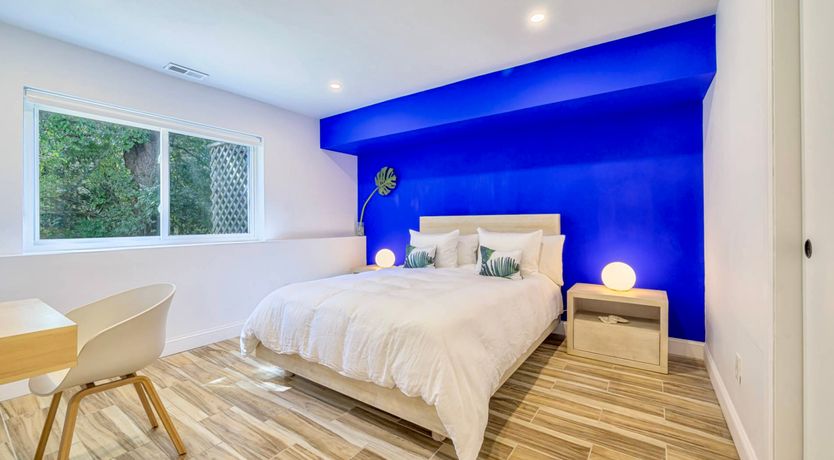 Photo of The Little Sparrow