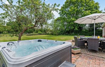 in Egerton (90086) Holiday Cottage