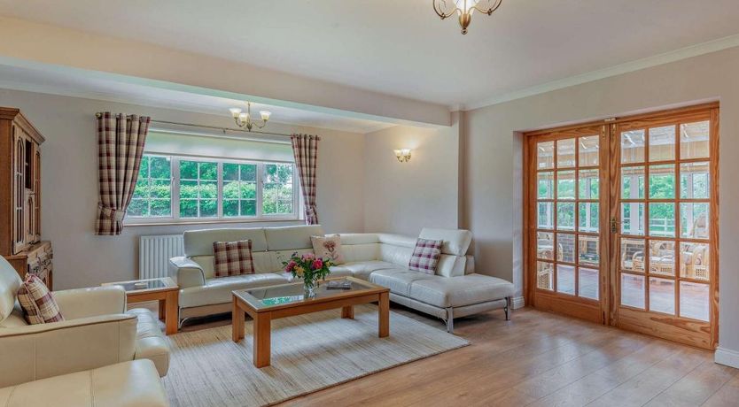 Photo of 4 Bed in Egerton